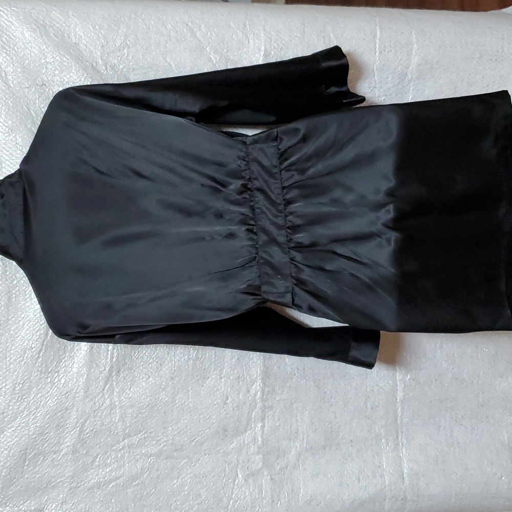 Victoria Secret Black Satin Robe Attached Belt - Picture 7 of 16